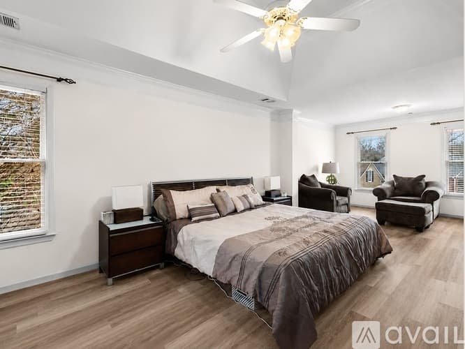 Marietta House: 2208 Snug Harbor Northeast