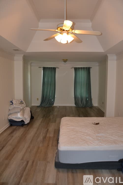 Marietta House: 2208 Snug Harbor Northeast
