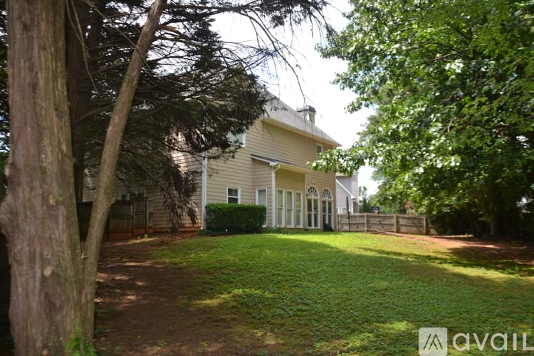 Marietta House: 2208 Snug Harbor Northeast