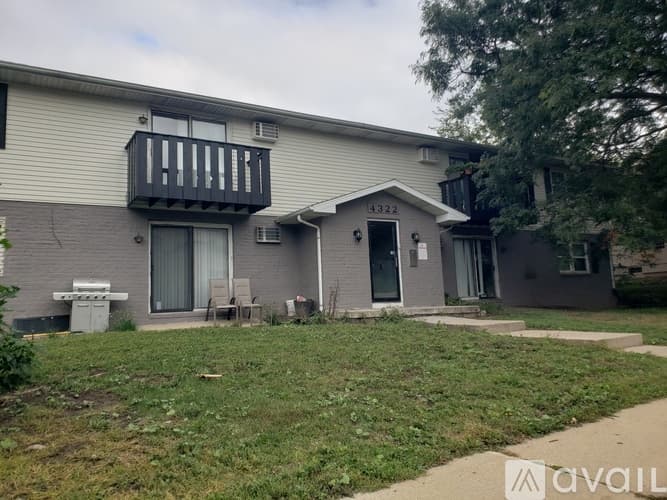Madison Apartment: 4322 Nakoosa Trail