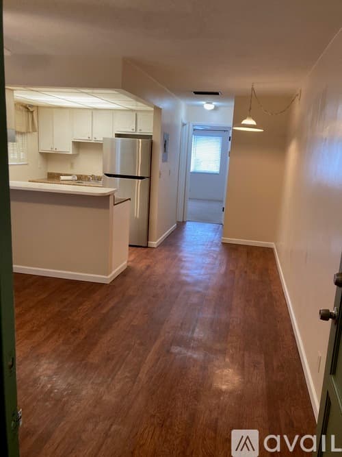 Lantana Apartment: 315 North Lake Drive