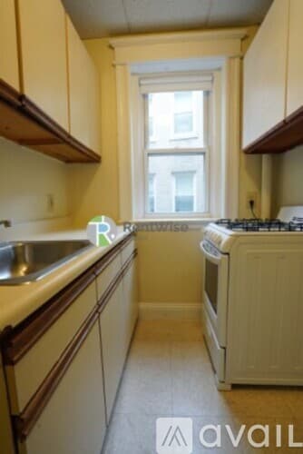 Boston Apartment: 60 Woodstock Ave