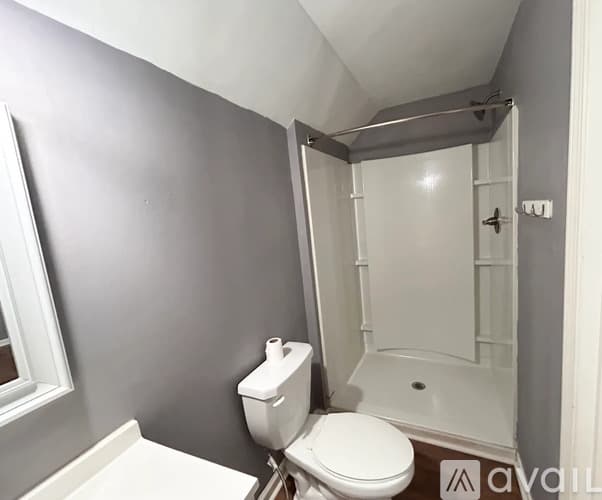 Gainesville Townhome: 17 Liberty St