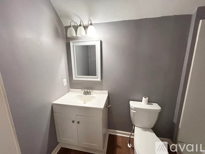 Gainesville Townhome: 17 Liberty St