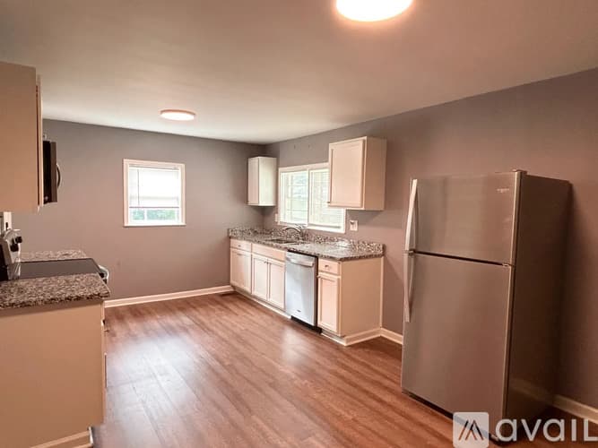 Gainesville Townhome: 17 Liberty St