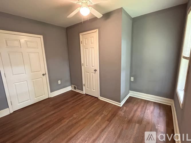 Gainesville Townhome: 17 Liberty St