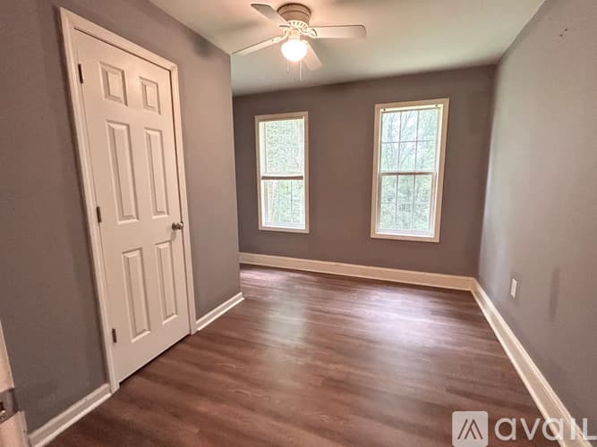 Gainesville Townhome: 17 Liberty St