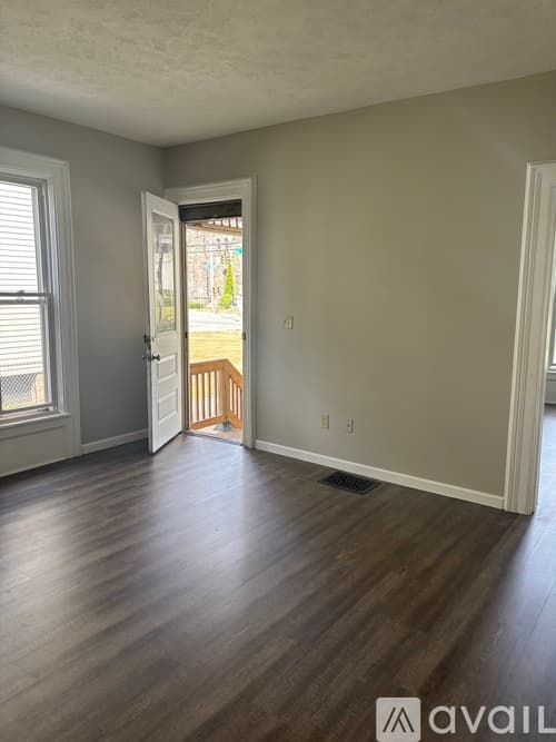 Oneida Apartment: 406 Main Street