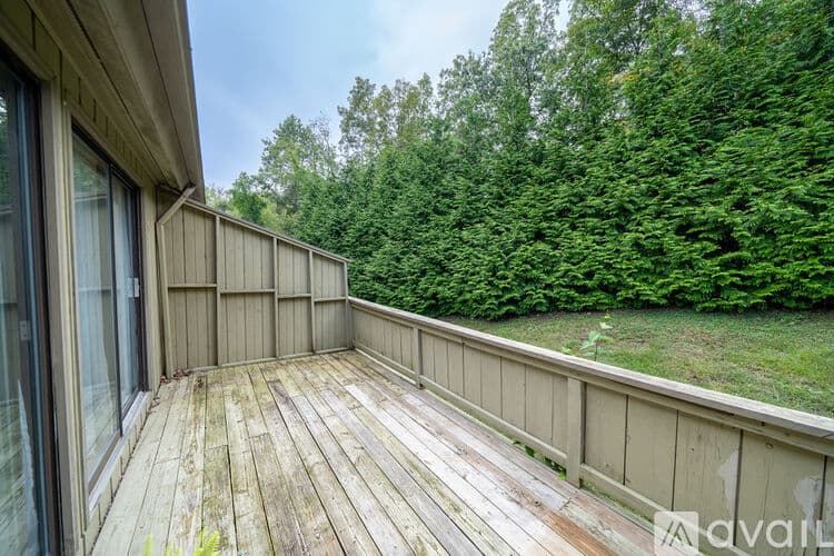 Guilford Condo: 32 Saginaw Trail