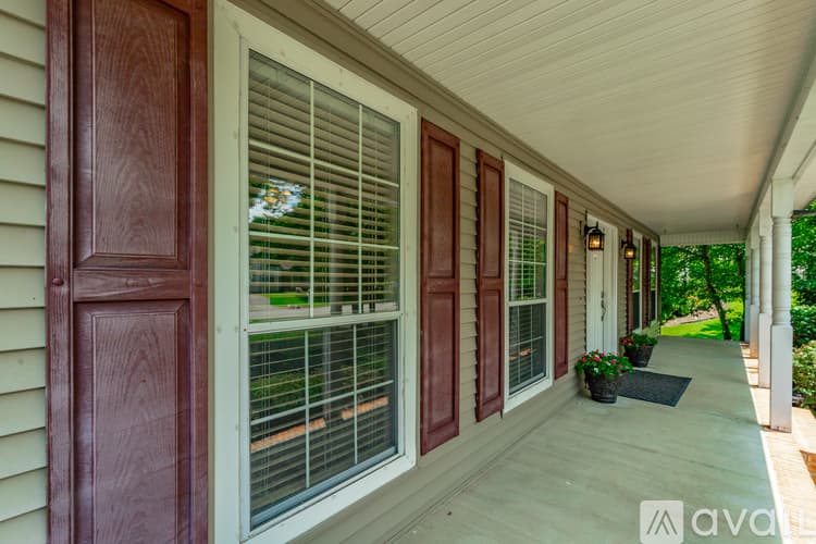 Ooltewah House: 6405 Flag Point Drive