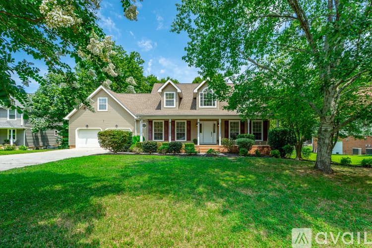 Ooltewah House: 6405 Flag Point Drive