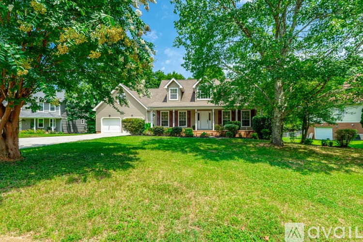 Ooltewah House: 6405 Flag Point Drive