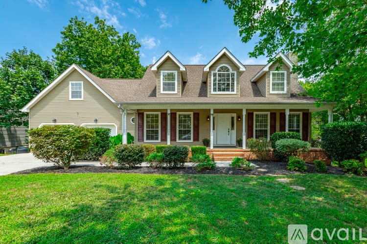 Ooltewah House: 6405 Flag Point Drive