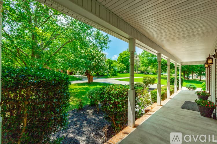 Ooltewah House: 6405 Flag Point Drive