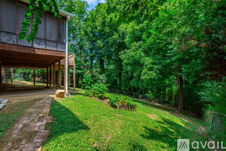 Ooltewah House: 6405 Flag Point Drive