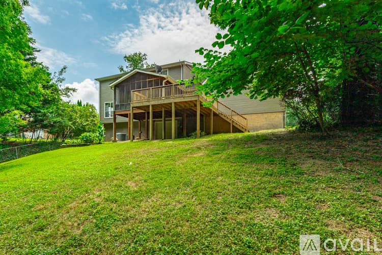 Ooltewah House: 6405 Flag Point Drive