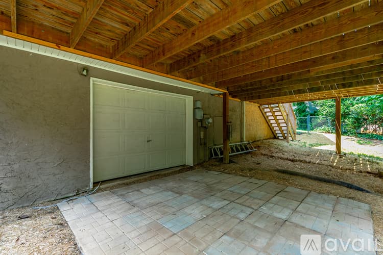 Ooltewah House: 6405 Flag Point Drive