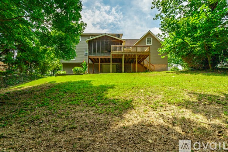 Ooltewah House: 6405 Flag Point Drive