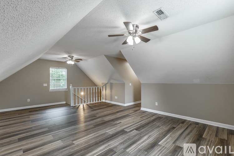 Ooltewah House: 6405 Flag Point Drive