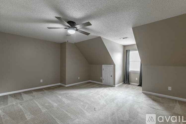 Ooltewah House: 6405 Flag Point Drive