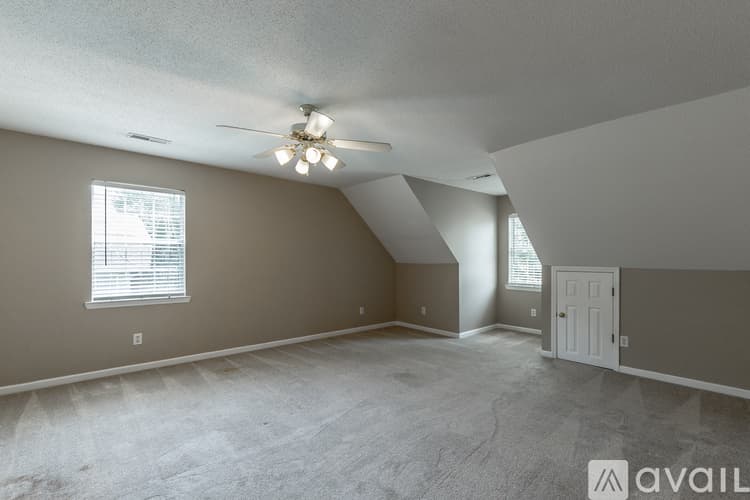 Ooltewah House: 6405 Flag Point Drive