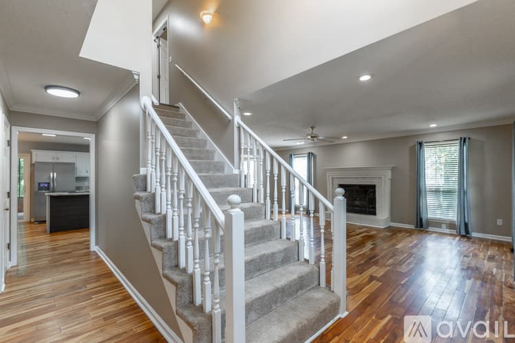 Ooltewah House: 6405 Flag Point Drive