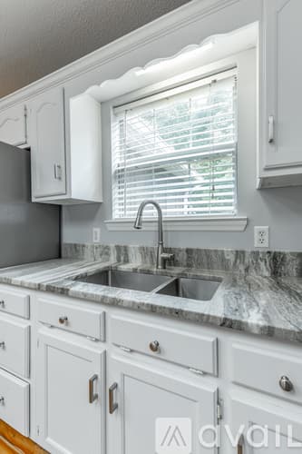 Ooltewah House: 6405 Flag Point Drive