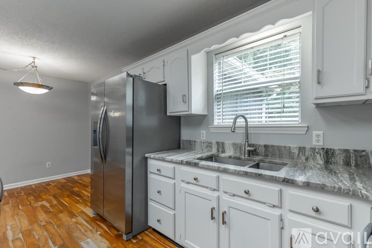 Ooltewah House: 6405 Flag Point Drive