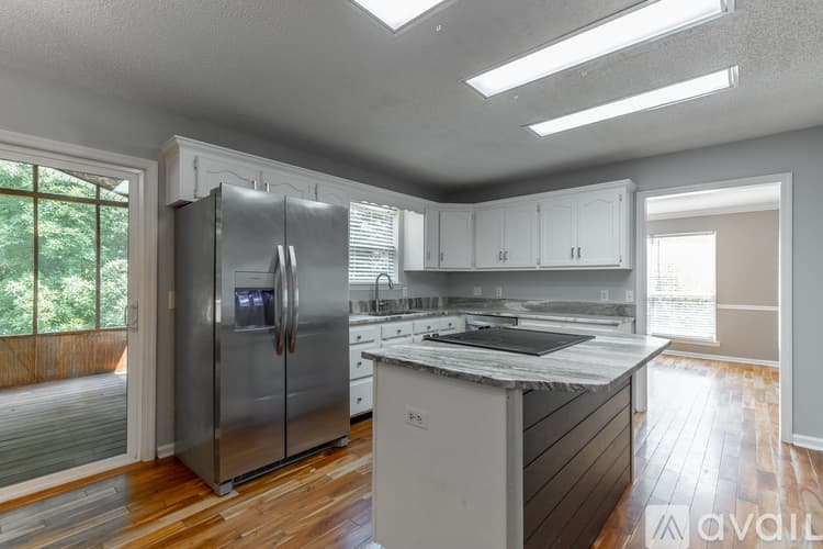 Ooltewah House: 6405 Flag Point Drive