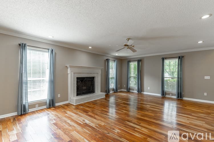 Ooltewah House: 6405 Flag Point Drive