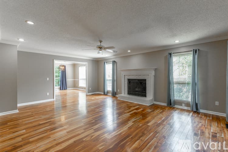 Ooltewah House: 6405 Flag Point Drive