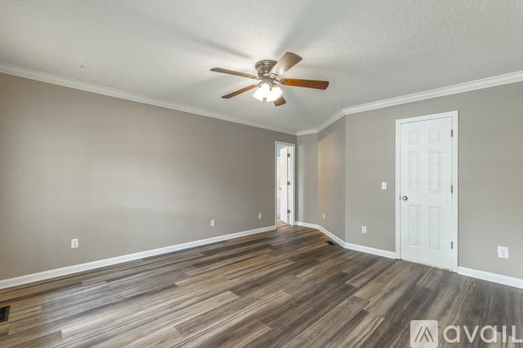 Ooltewah House: 6405 Flag Point Drive