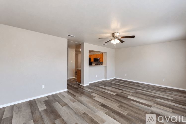 Belton Apartment: 415 E 4th Ave