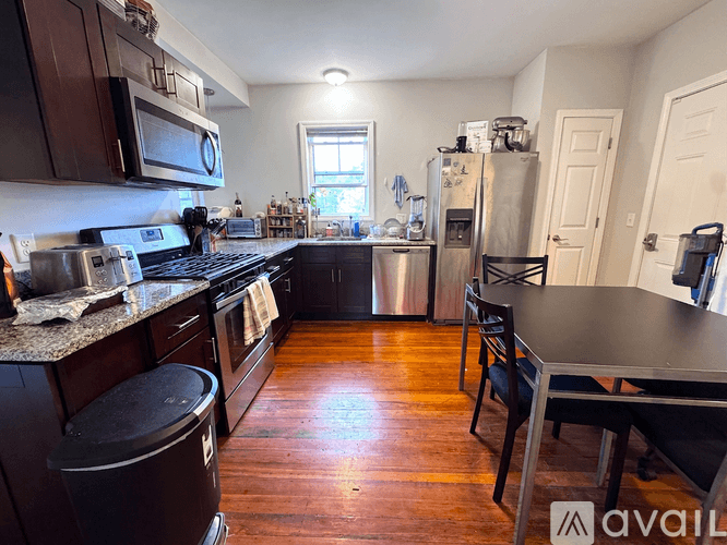 Providence Apartment: 173 Prospect St