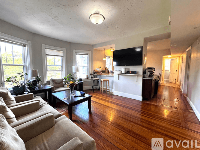 Providence Apartment: 173 Prospect St