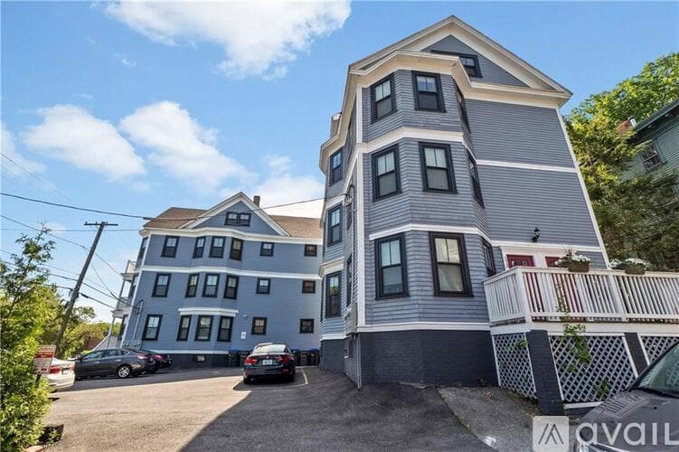 Providence Apartment: 173 Prospect St