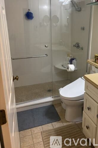 Sandwich House: 6 Seneca Ln