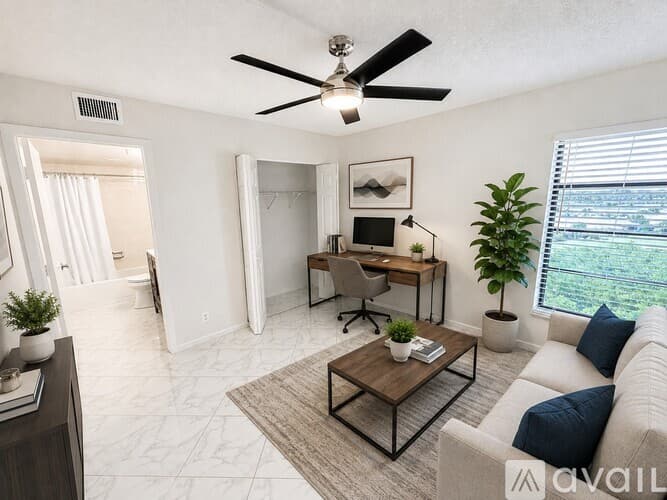 Delray Beach Condo: 7076 Huntington Lane