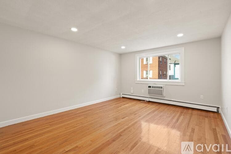 Arlington Condo: 215 Massachusetts Avenue
