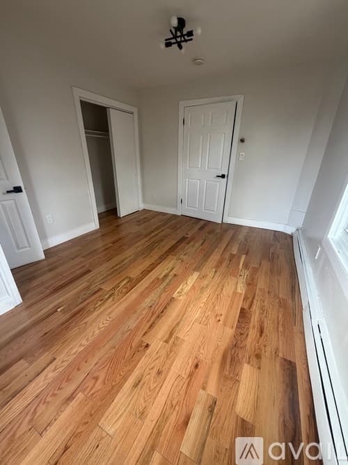 Jersey City Apartment: 68 Bevan St