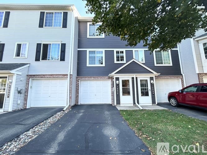 Apple Valley Townhome: 15535 Flyboat Lane
