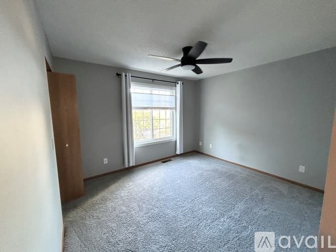 Apple Valley Townhome: 15535 Flyboat Lane