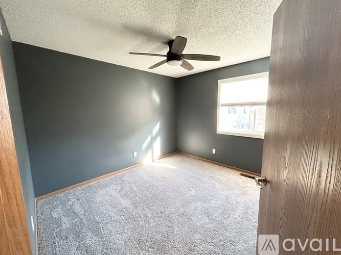 Apple Valley Townhome: 15535 Flyboat Lane
