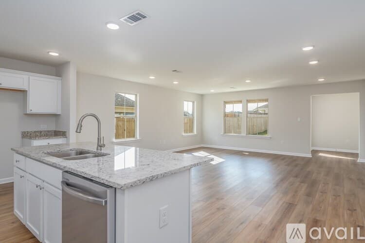 Dothan House: 605 Ridgeland Rd