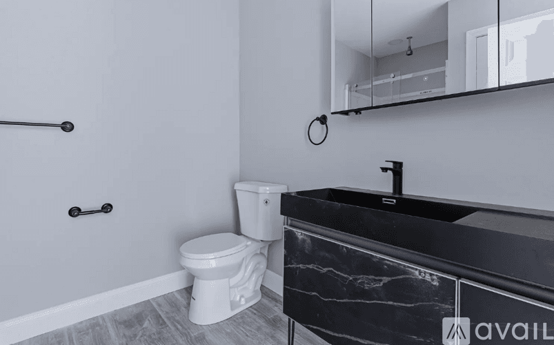 Central Falls Apartment: 387 Broad St