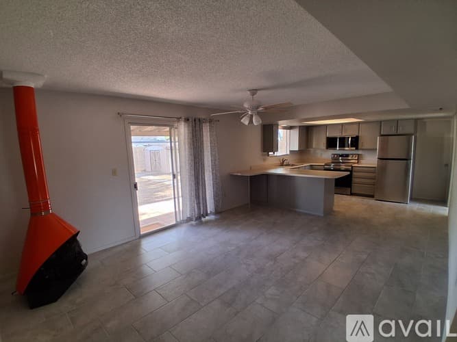 Phoenix House: 3515 East Cortez Street