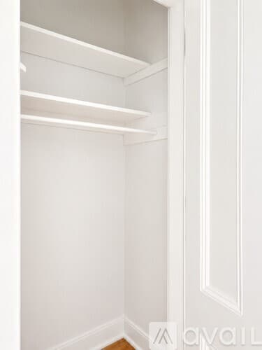 Amherst Apartment: 69 South Pleasant Street
