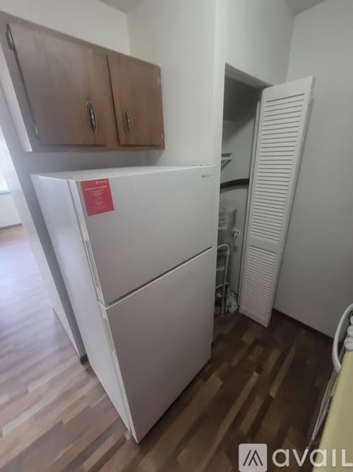Sparta Apartment: 1005 St Anne St