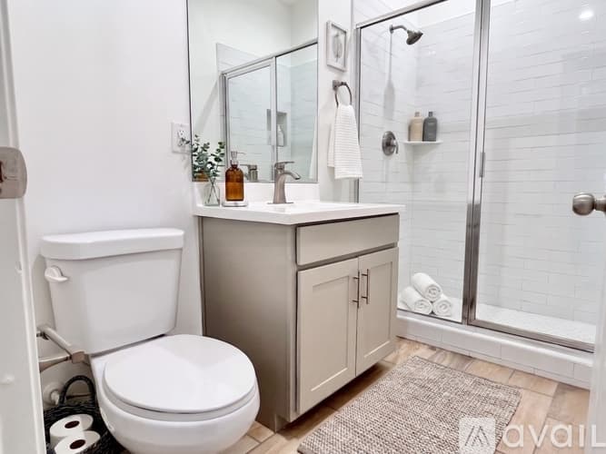 Phoenix Apartment: 3434 N Longview Ave