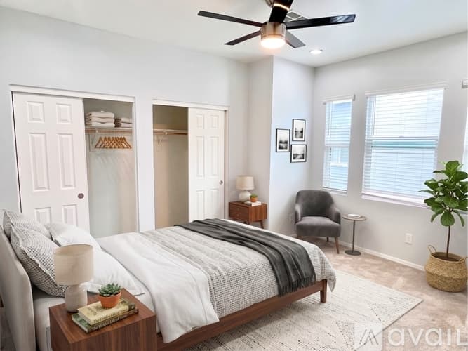 Phoenix Apartment: 3434 N Longview Ave